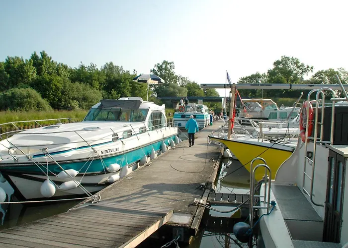 Budget At Marina By Kuhnle-tours *