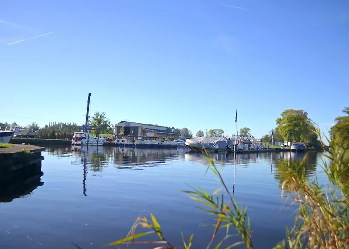 Budget At Marina By Kuhnle-tours