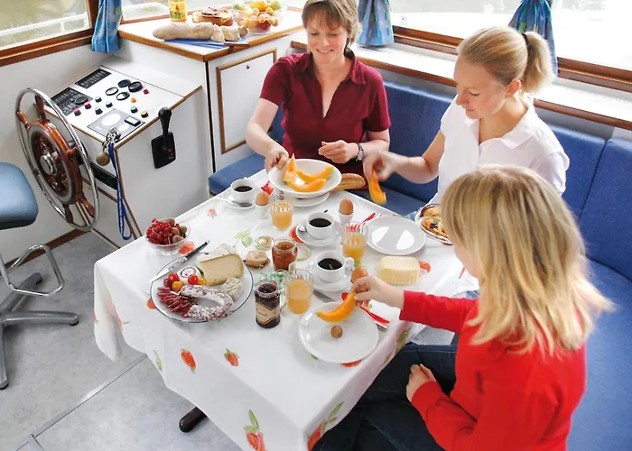 Apartament Budget At Harbor By Kuhnle-tours