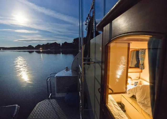 Budget At Marina By Kuhnle-tours *